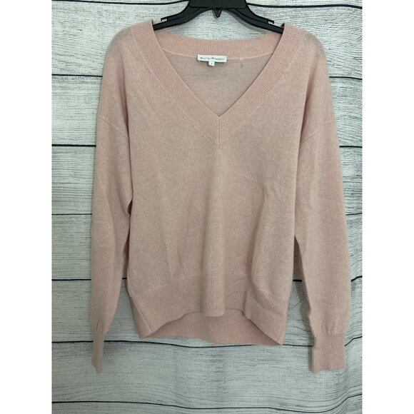 White + Warren Sweaters - White and Warren V-Neck Pink Cashmere Sweater Size L